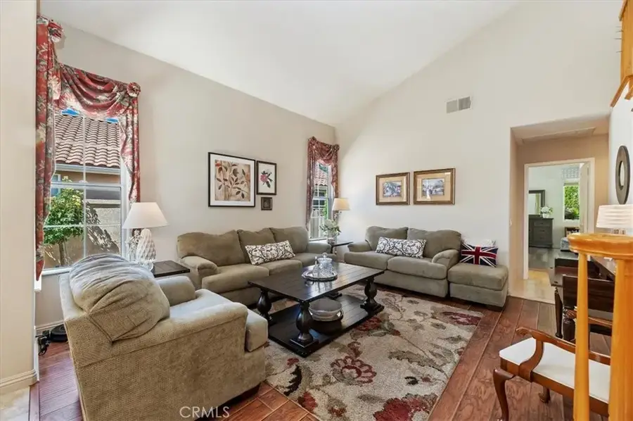 40503 Calle Lampara, Murrieta, CA 92562 - Image #2