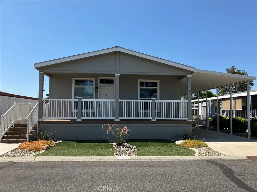 1300 W Menlo #94, Hemet, CA 92543 - Image #2