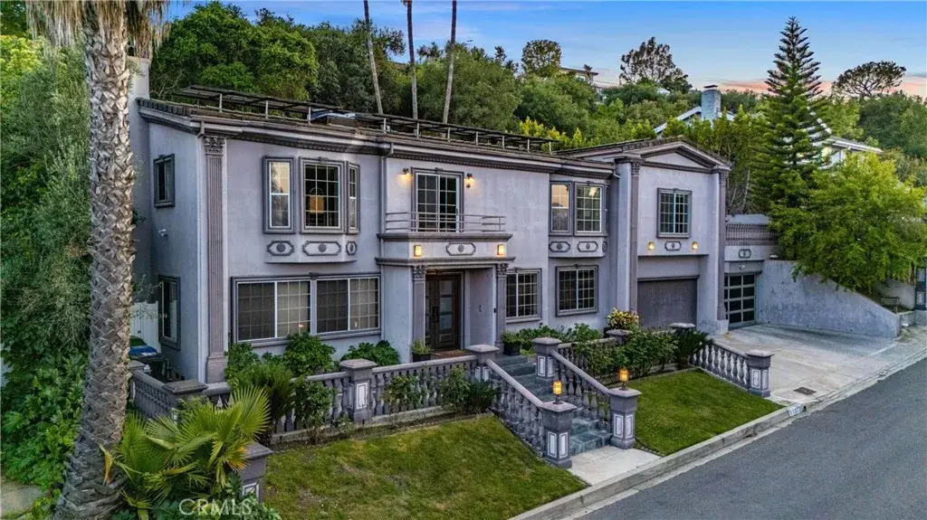 11372 Dona Teresa Drive, Studio City, CA 91604 - Image #1