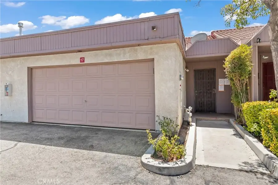 43334 32nd St W #17, Lancaster, CA 93536 - Image #3