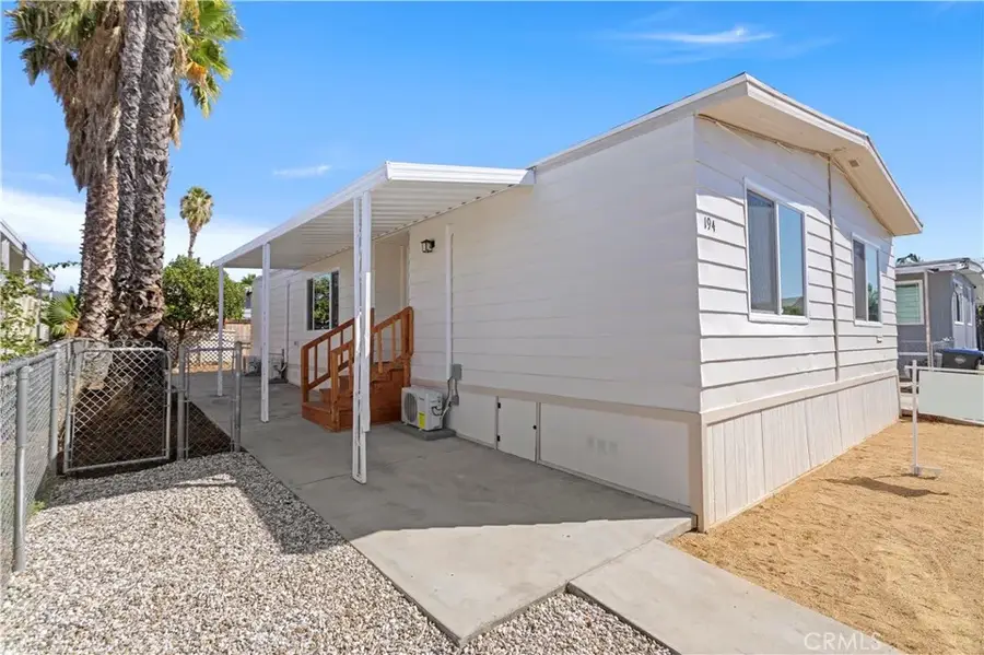 1097 N N State #194, Hemet, CA 92543 - Image #2