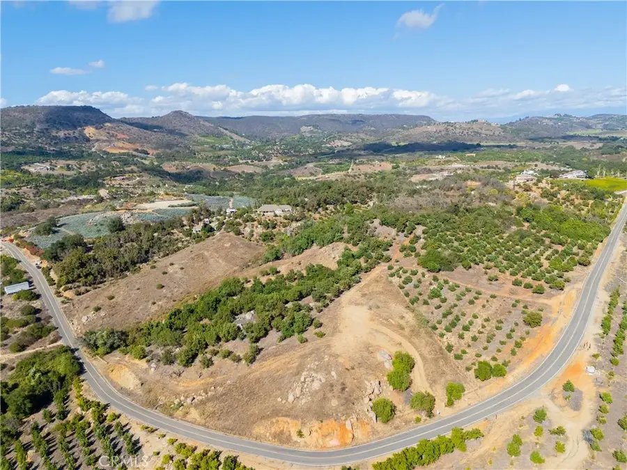 23476 La Vella, Temecula, CA 92590 - #2