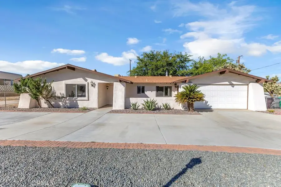 6938 La Habra Avenue, Yucca Valley, CA 92284 - #2