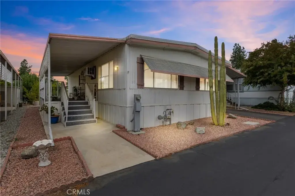 725 W Thornton #97, Hemet, CA 92543 - Image #1