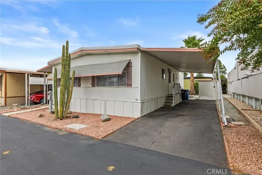 725 W Thornton #97, Hemet, CA 92543 - Image #3