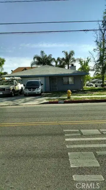 747 W Devonshire Avenue West, Hemet, CA 92543 - Image #2