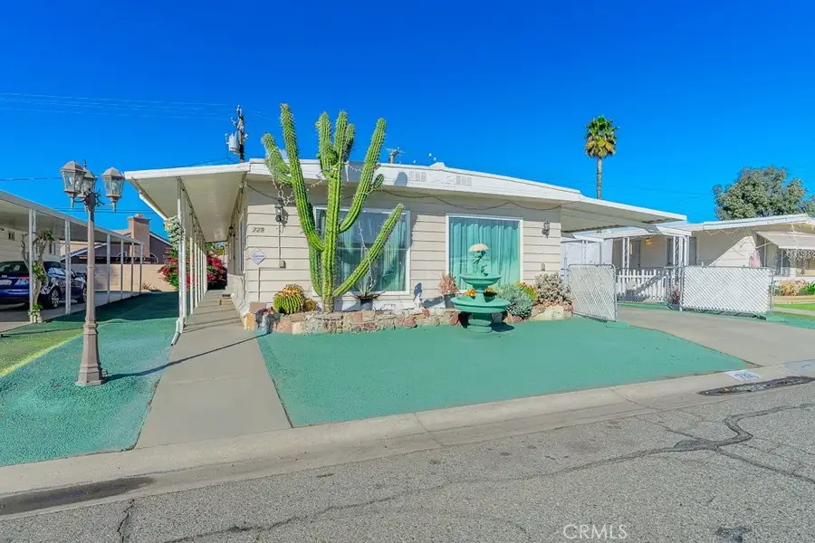 729 Santa Teresa Way, Hemet, CA 92545 - Image #2