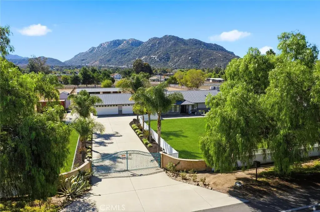 30195 Ynez Road, Temecula, CA 92592 - Image #1