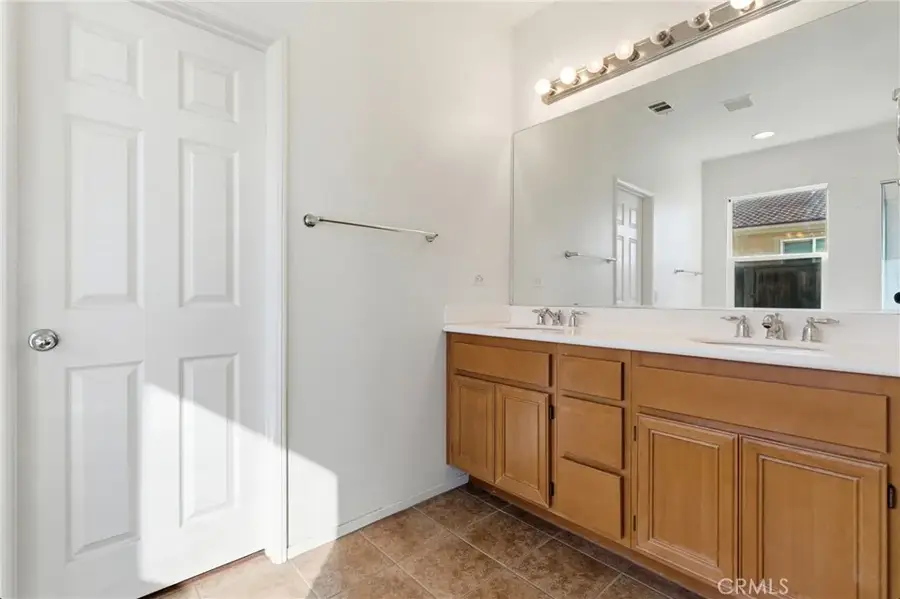 741 Amor, San Jacinto, CA 92582 - Image #2