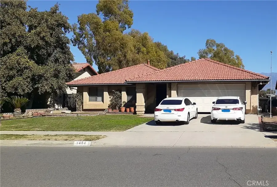 1484 Pepper Tree Drive, Hemet, CA 92545 - Image #2