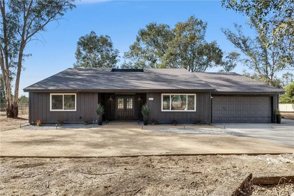 28625 Shady Tree, Winchester, CA 92596 - Image #1