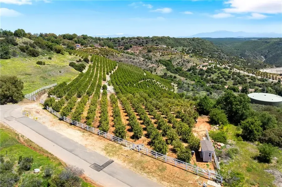 27 Via Escalon, Temecula, CA 92590 - Image #2