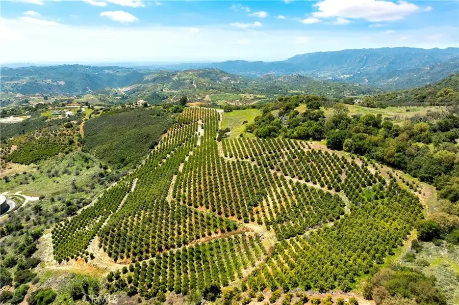 27 Via Escalon, Temecula, CA 92590 - Image #3