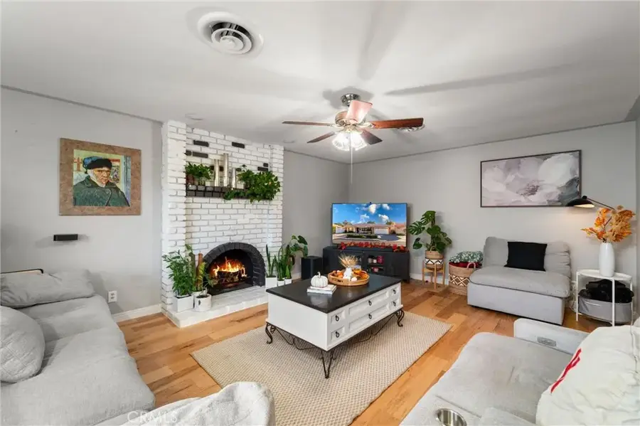 41363 Plumrose, Hemet, CA 92544 - Image #2