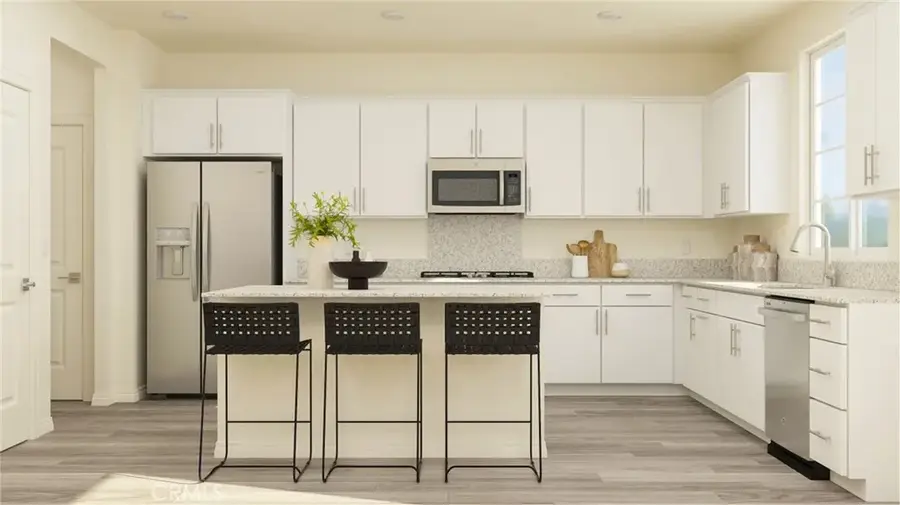 580 Bridgeport Drive, Rialto, CA 92377 - Image #3