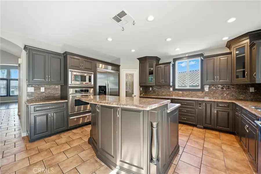 23549 Bending Oak Court, Murrieta, CA 92562 - Image #3