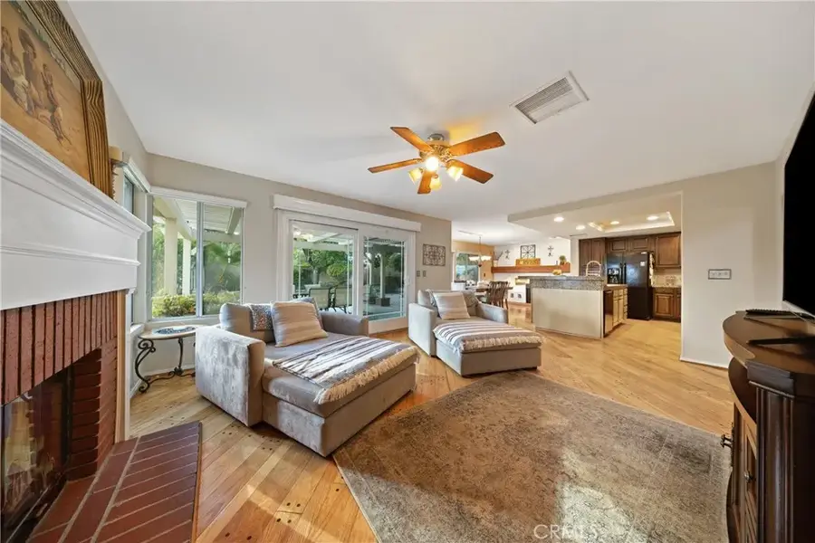 23967 Via De Gema Linda, Murrieta, CA 92562 - Image #2