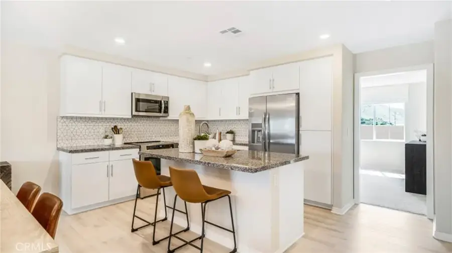 19128 Chestnut Grove Court, Riverside, CA 92507 - Image #2