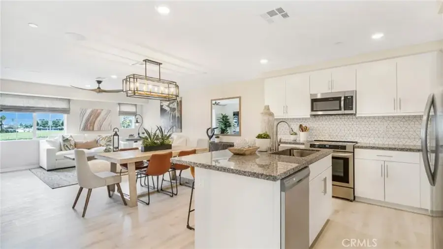 19128 Chestnut Grove Court, Riverside, CA 92507 - Image #3