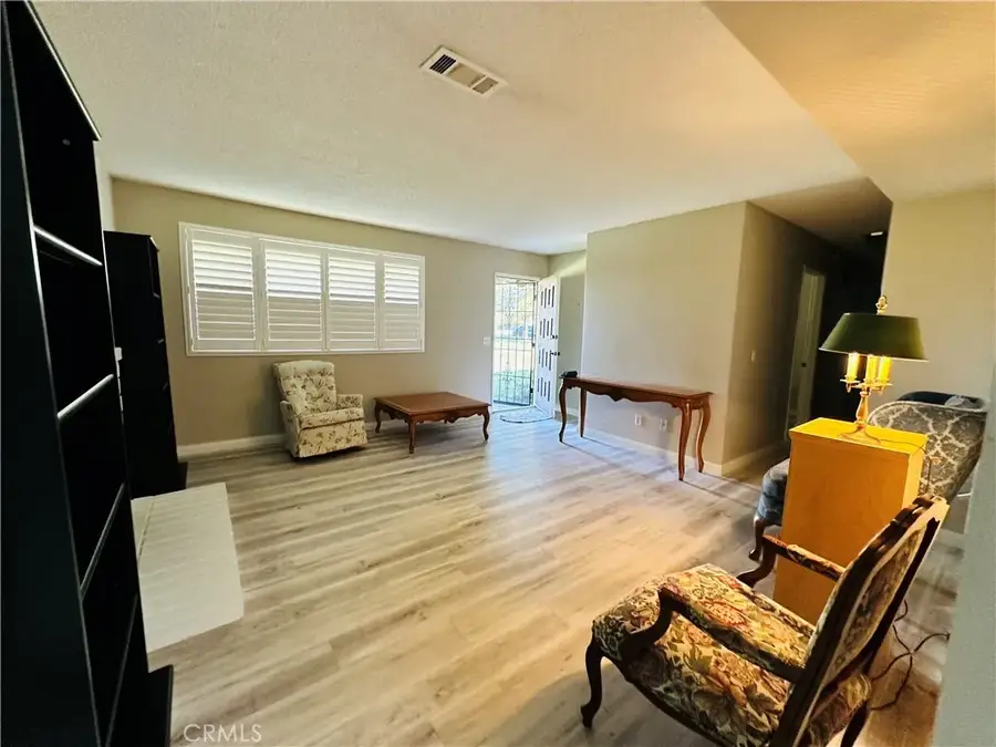 444 E Thornton, Hemet, CA 92543 - Image #3