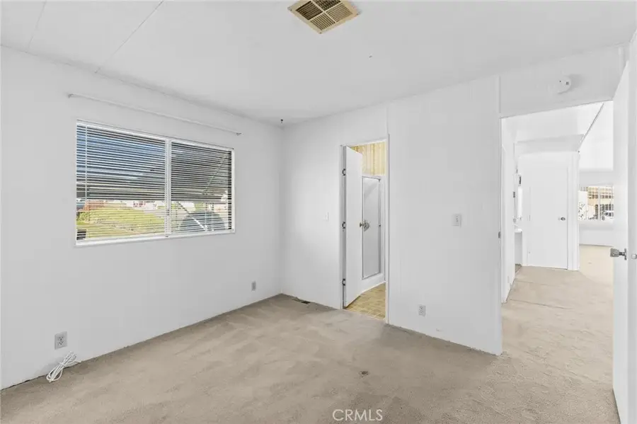 4133 W Wilson #16, Banning, CA 92220 - Image #2