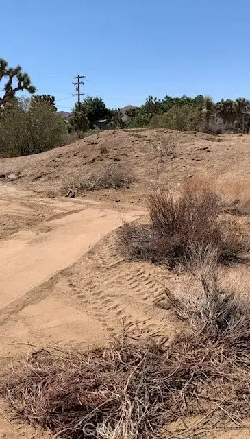 8001 Aster, Yucca Valley, CA 92284 - Image #1