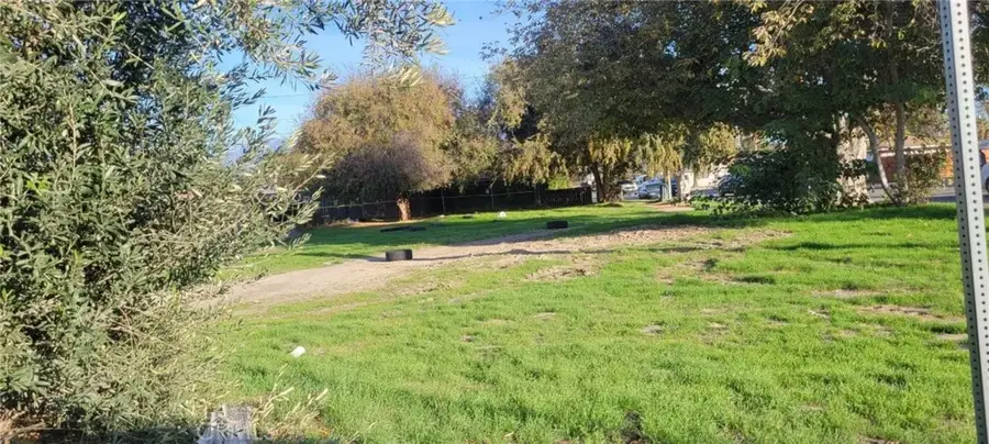 25244 N Buena Vista, Hemet, CA 92543 - Image #2