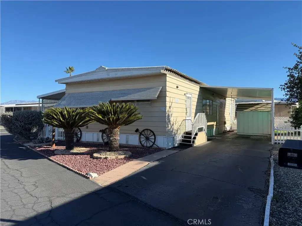 332 N Lyon, Hemet, CA 92543 - Image #1