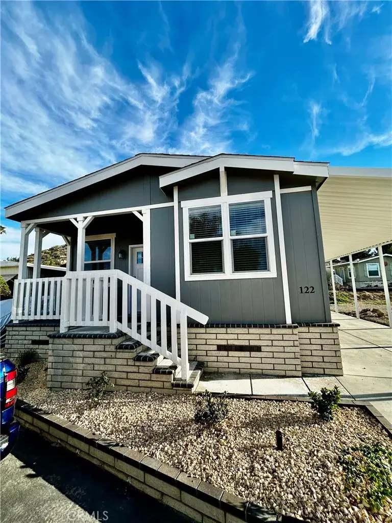 1536 S State #122, Hemet, CA 92543 - #2