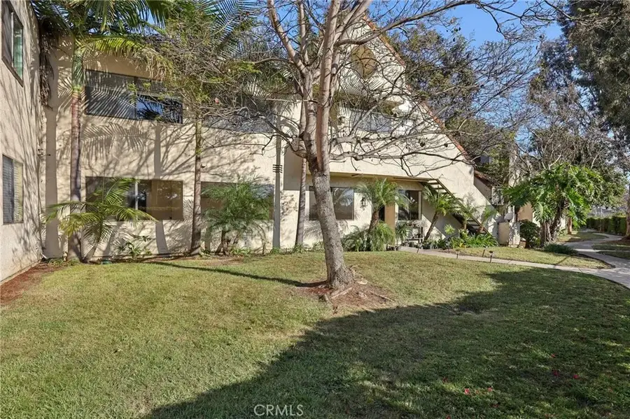 383 N Melrose Drive #G, Vista, CA 92083 - Image #2