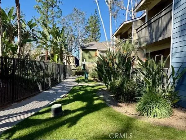 3535 Banbury Drive #88, Riverside, CA 92505