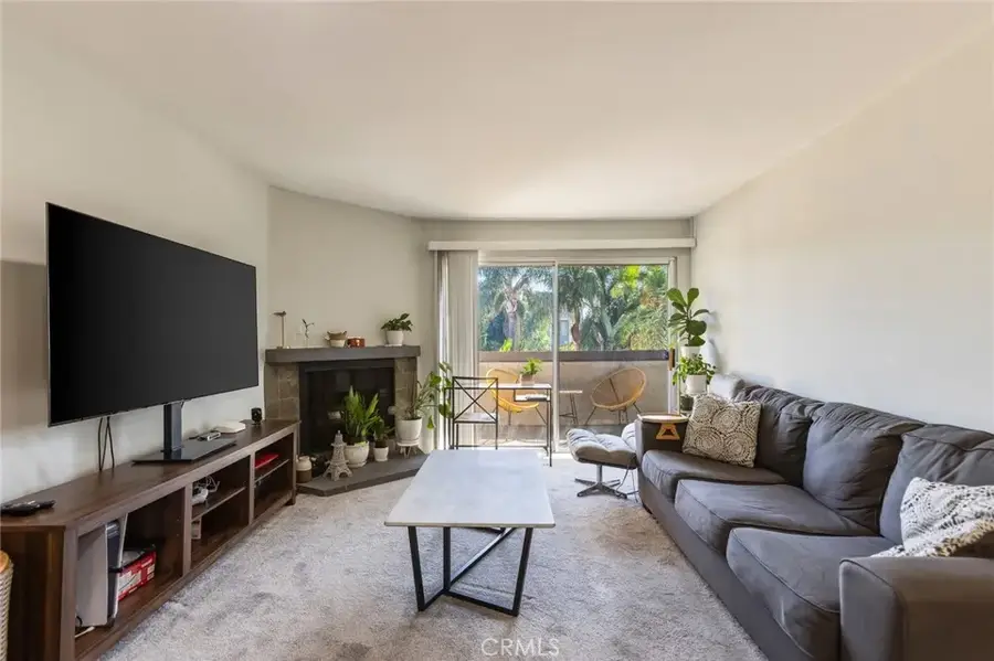 20253 Keswick, Winnetka, CA 91306 - Image #2