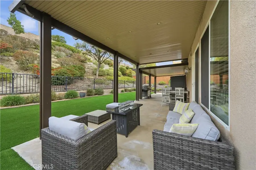 25174 Hoofprint, Wildomar, CA 92595 - Image #2