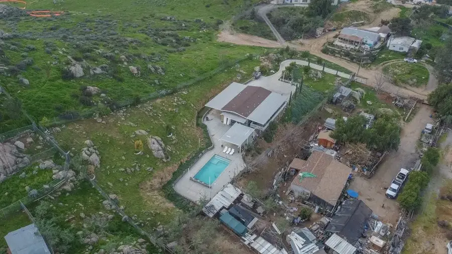 26460 Dale, Hemet, CA 92545 - #3