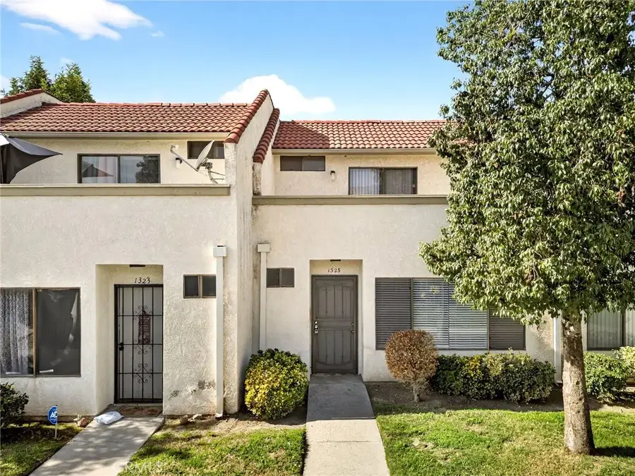 1325 W Latham, Hemet, CA 92543 - Image #2