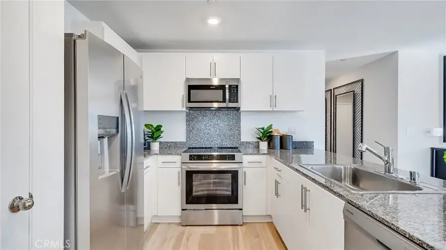 7598 Drexel Avenue, Hesperia, CA 92345 - Image #3