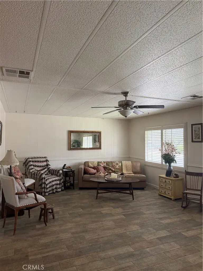 1025 S Lyon, Hemet, CA 92543 - Image #3