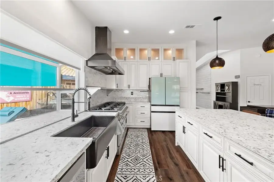 591 Gladiola Street, Hemet, CA 92545 - Image #2