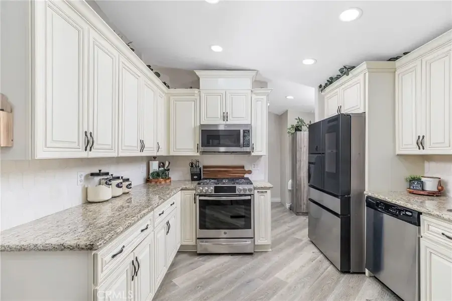 913 S Grand #47, San Jacinto, CA 92582 - Image #2