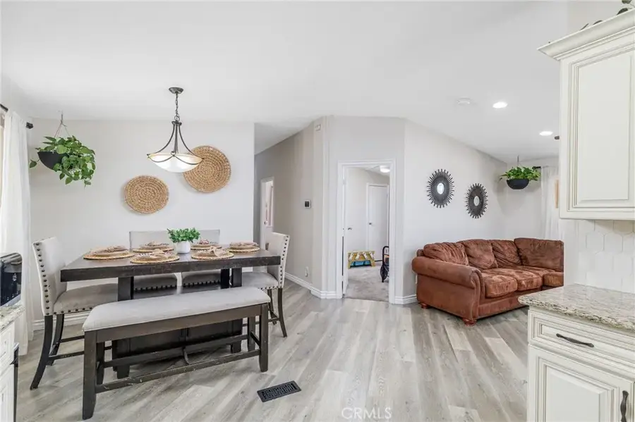 913 S Grand #47, San Jacinto, CA 92582 - Image #3