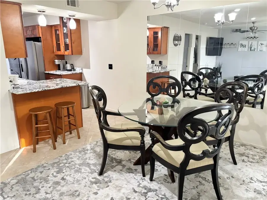 353 N Hermosa Dr, 7c1, Palm Springs, CA 92262 - #3