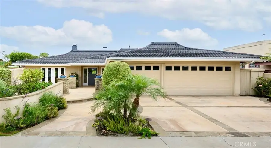 1218 Keel Drive, Corona Del Mar, CA 92625 - Image #2