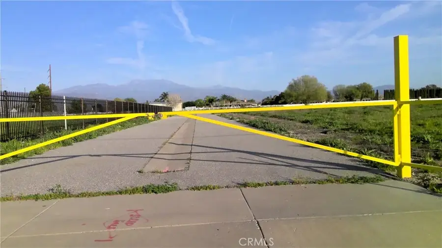 2 N Lyon, Hemet, CA 92543 - #2