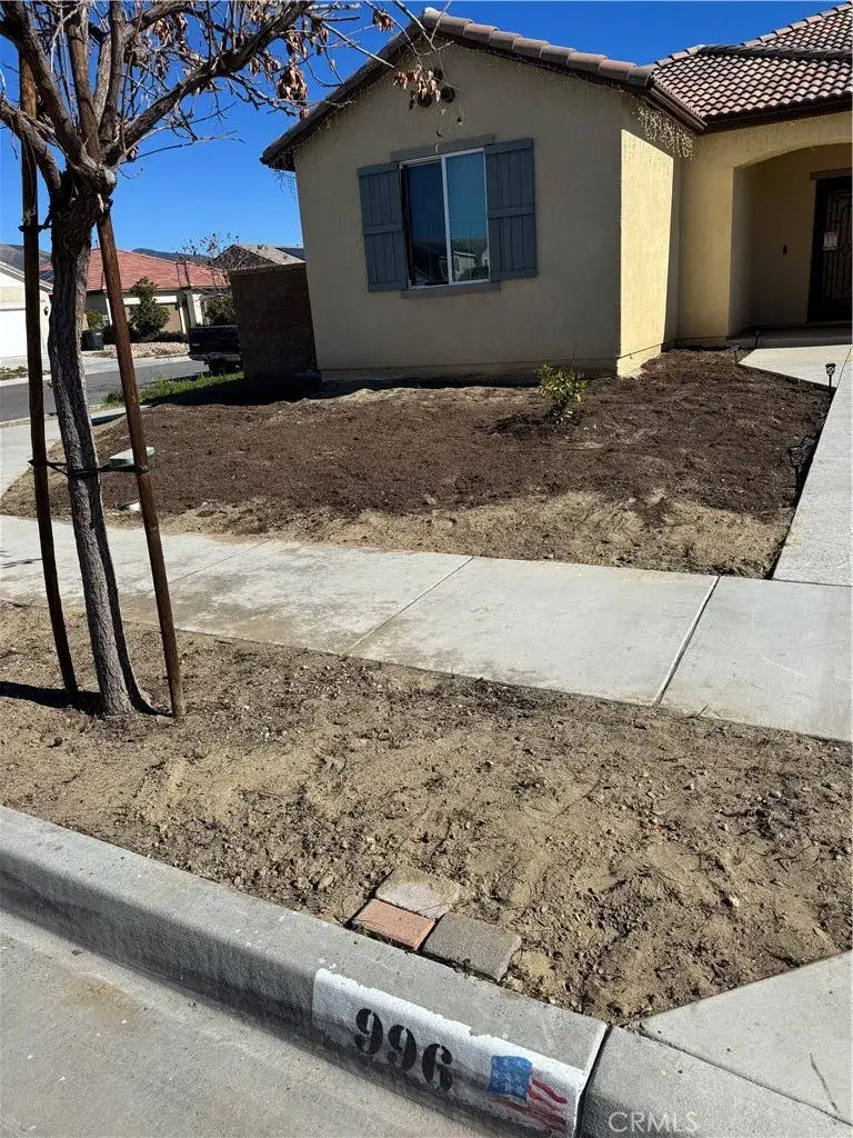 996 Forster, Hemet, CA 92543 - Image #1