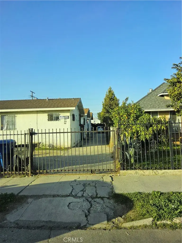 837 W 65th St, Los Angeles, CA 90044 - #1