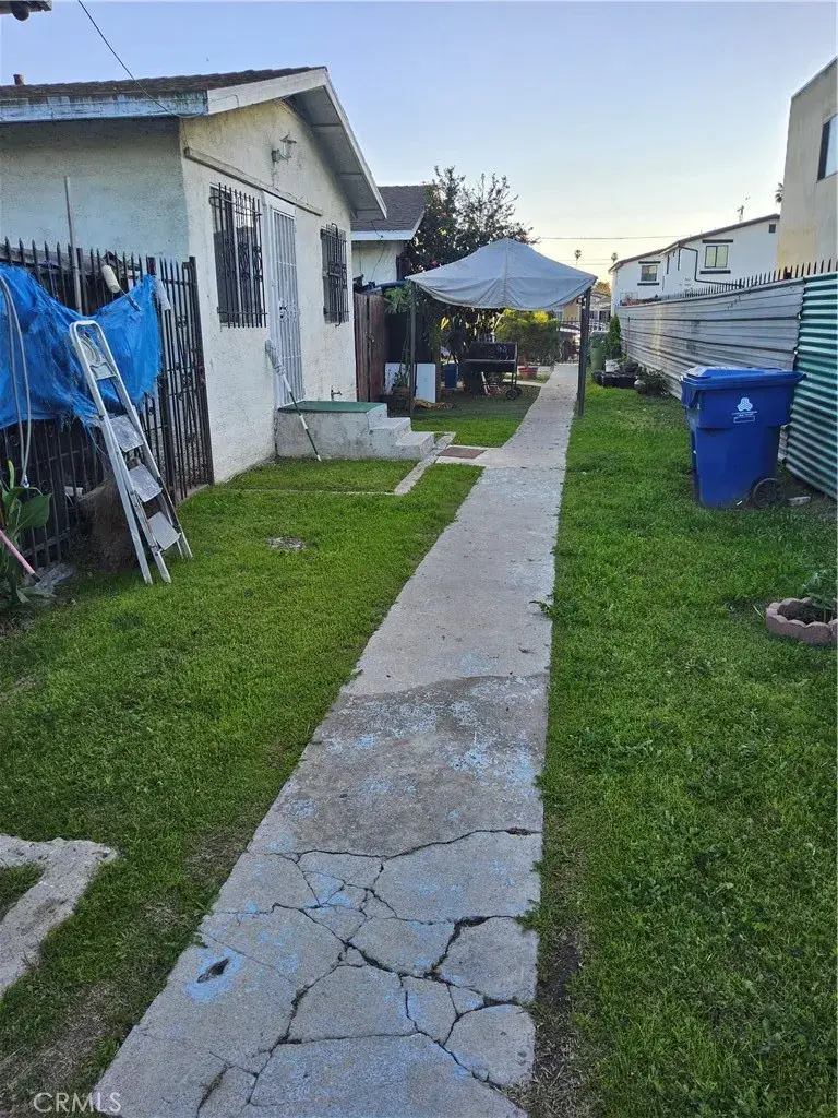 837 W 65th St, Los Angeles, CA 90044 - #3