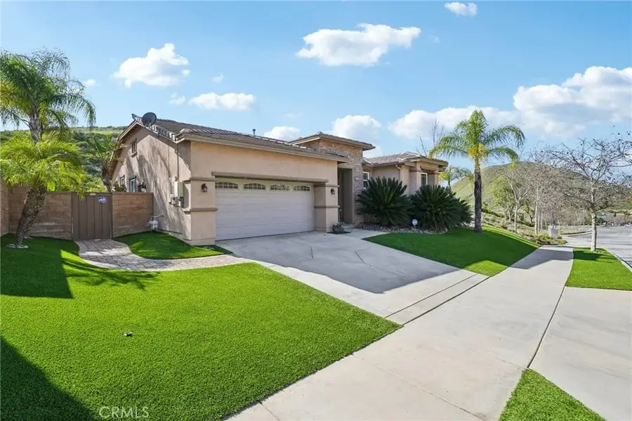 34189 Hillside Drive, Lake Elsinore, CA 92532 - Image #3
