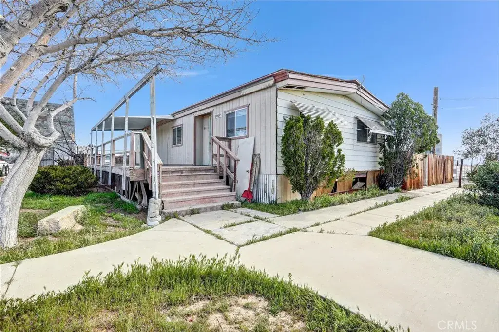 20695 Dale Evans Pkwy, Apple Valley, CA 92307 - #1