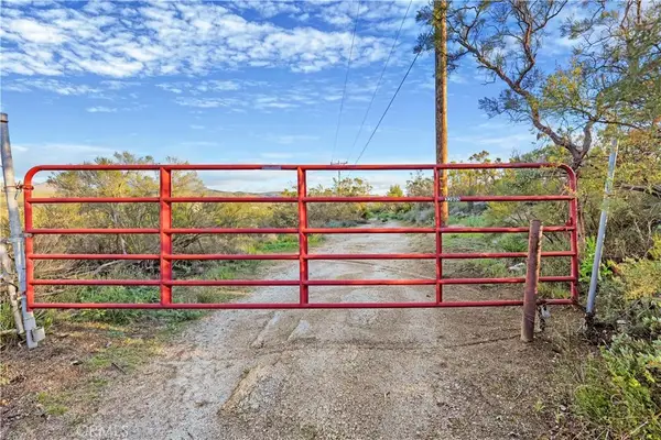 32805 Red Mountain, Hemet, CA 92544