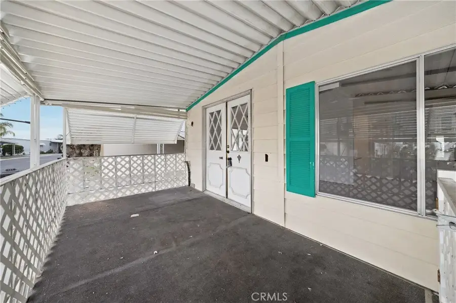 575 S Lyon #147, Hemet, CA 92543 - #2